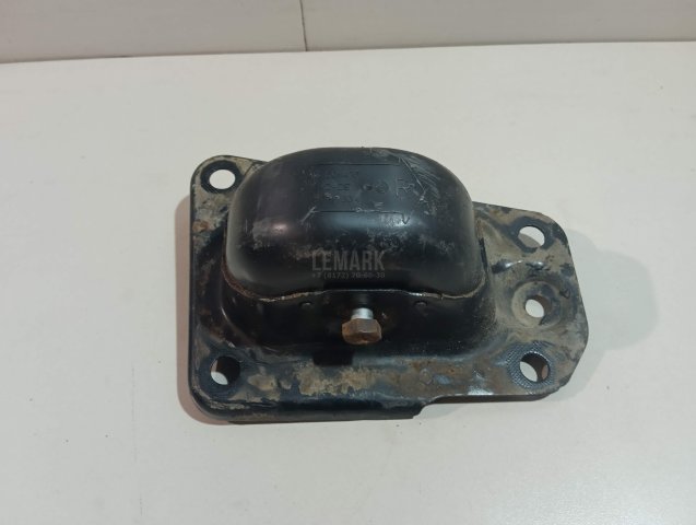 Кронштейн (п.з.к.)