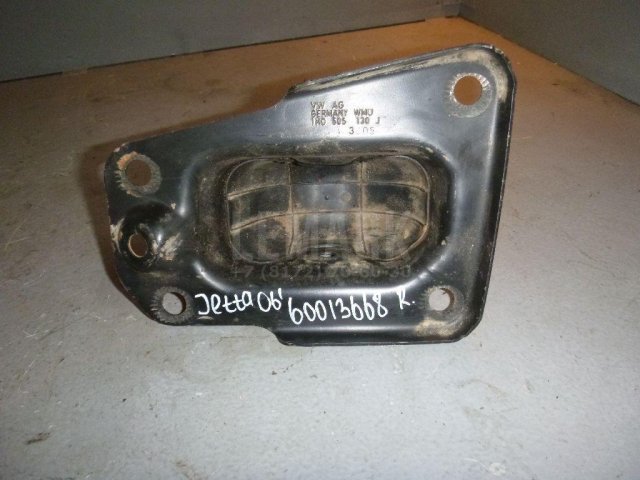 Кронштейн (п.з.к.)