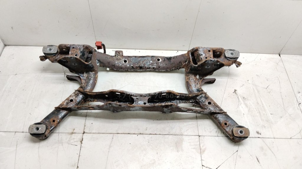 Балка задняя