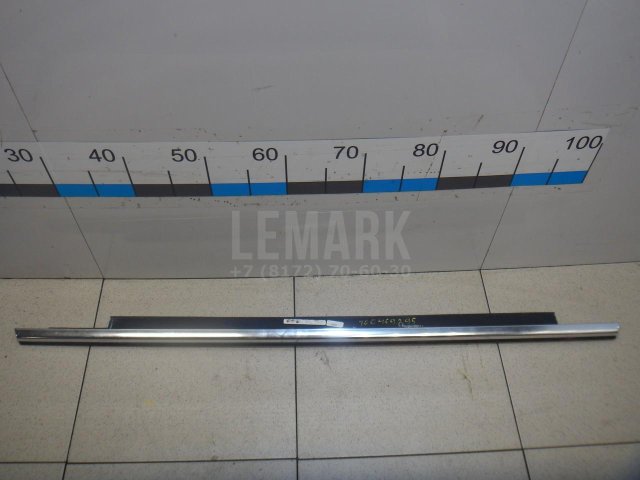 Накладка стекла заднего левого