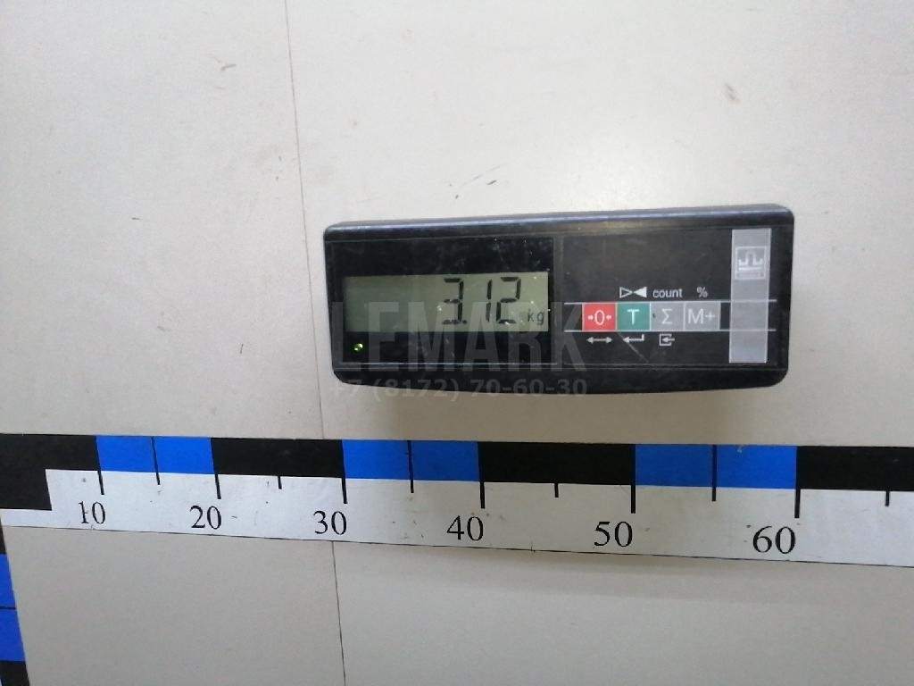 Стекло двери передней правой