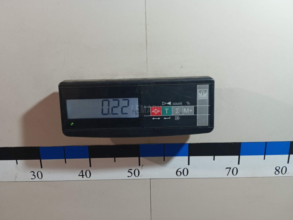 Накладка стекла заднего левого