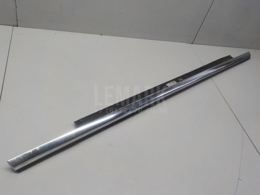 Накладка стекла заднего левого