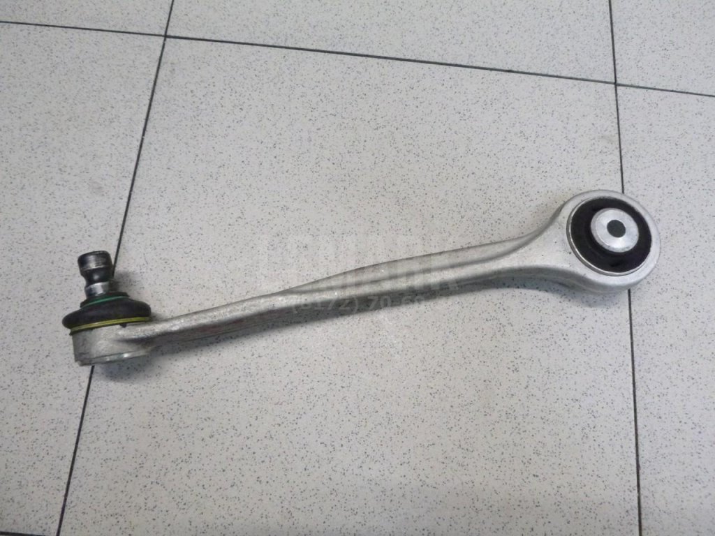 Рычаг передний верхний правый передний