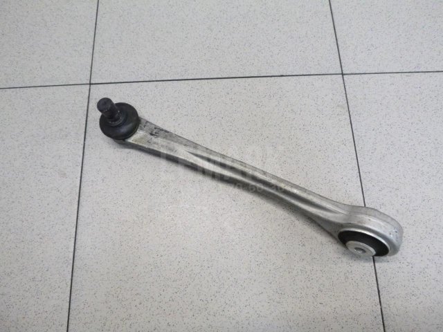 Рычаг передний верхний правый передний