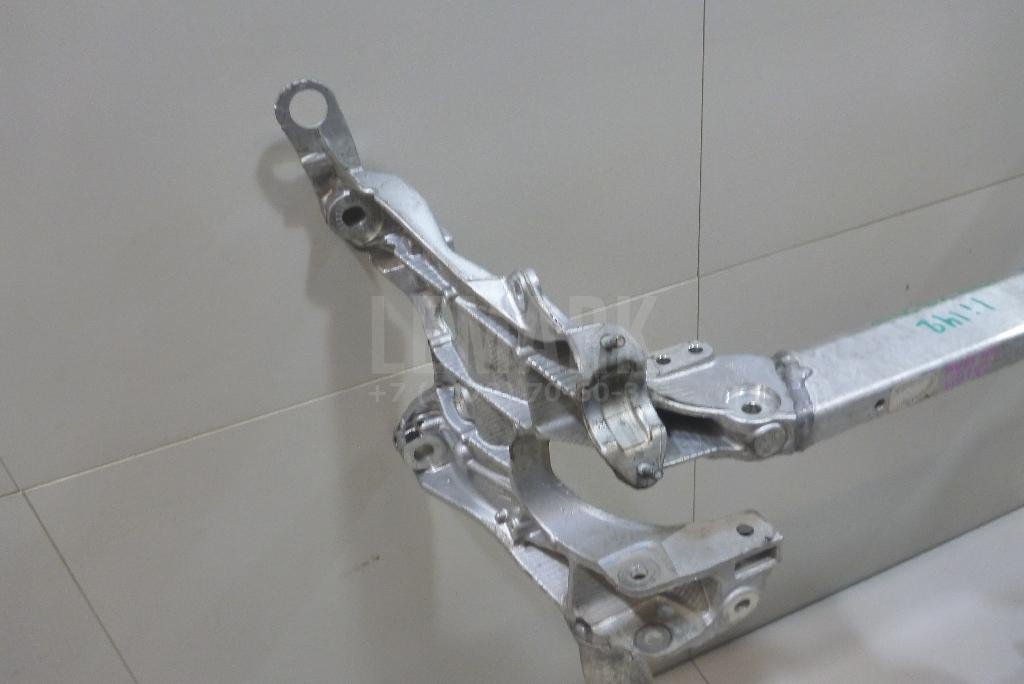 Балка подмоторная