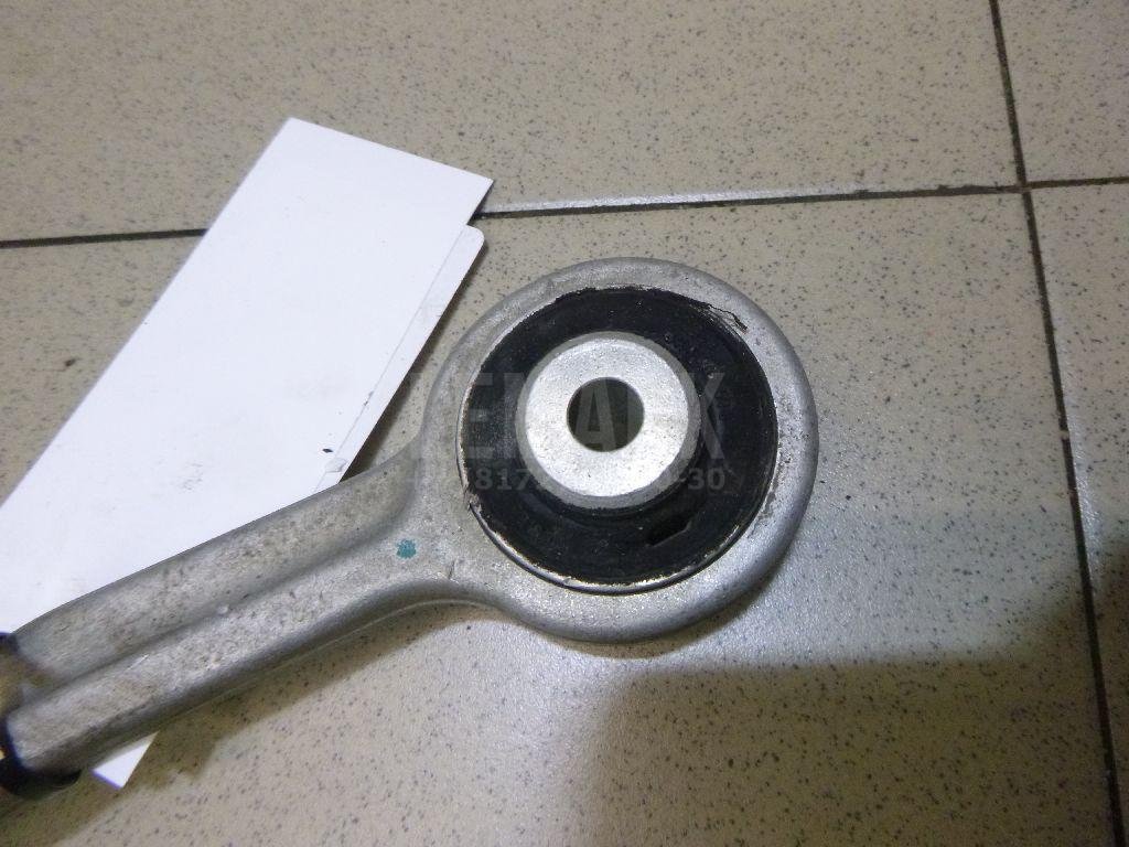 Рычаг передний верхний правый задний