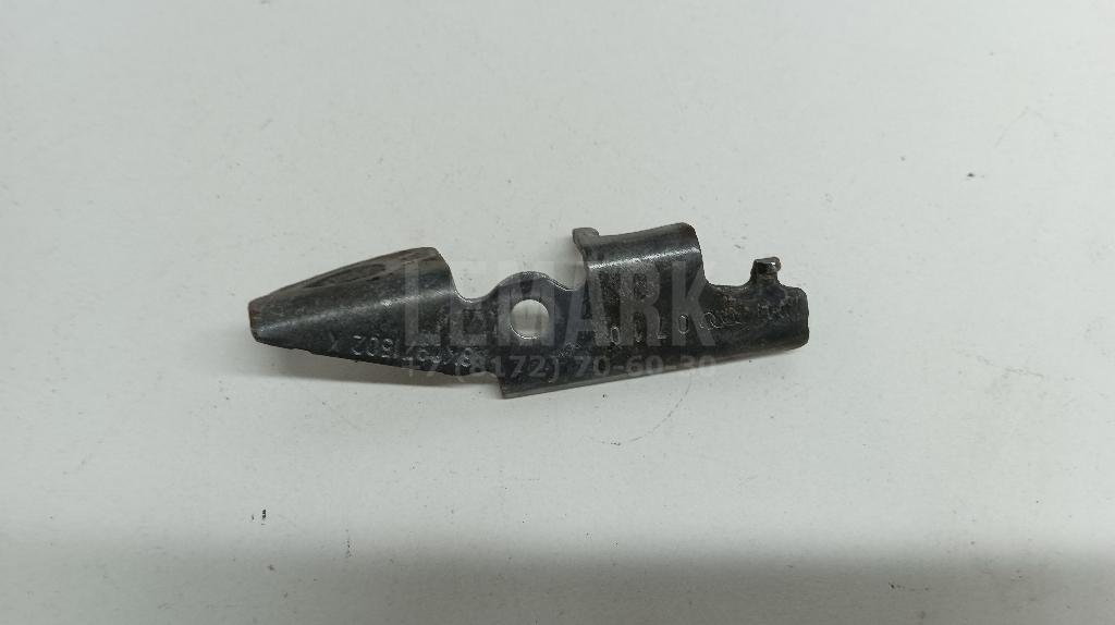 Крепление тормозного шланга