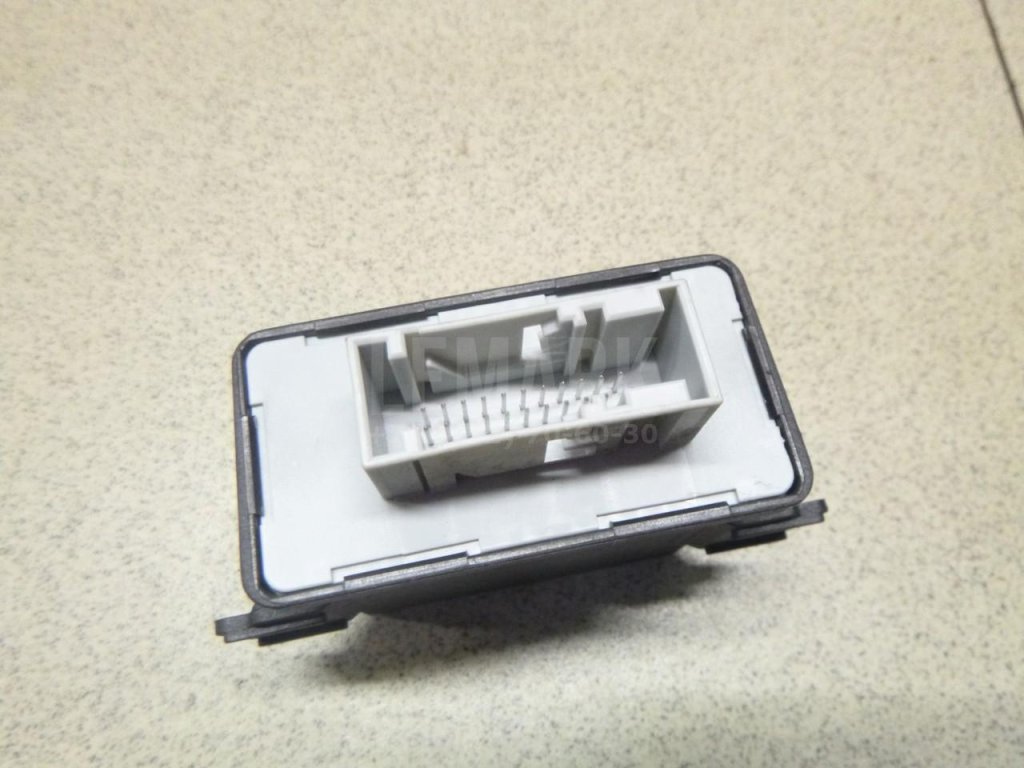 Блок электронный для  Audi 100 [C4] 1991-1994