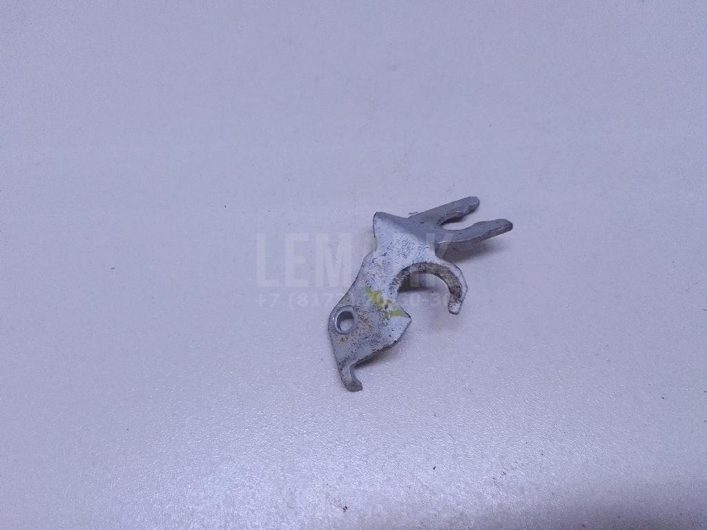 Крепление тормозного шланга