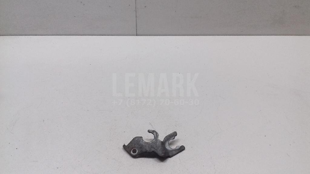 Крепление тормозного шланга