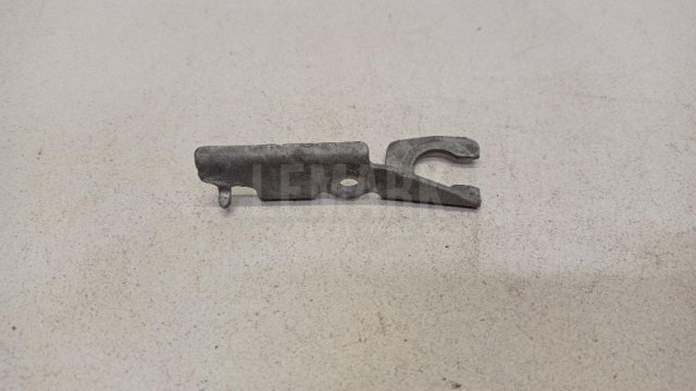 Крепление тормозного шланга