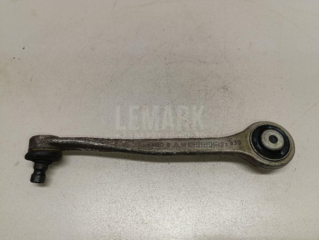 Рычаг передний верхний правый передний