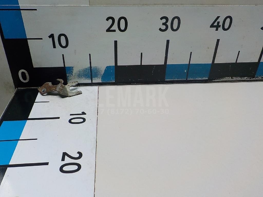 Крепление тормозного шланга