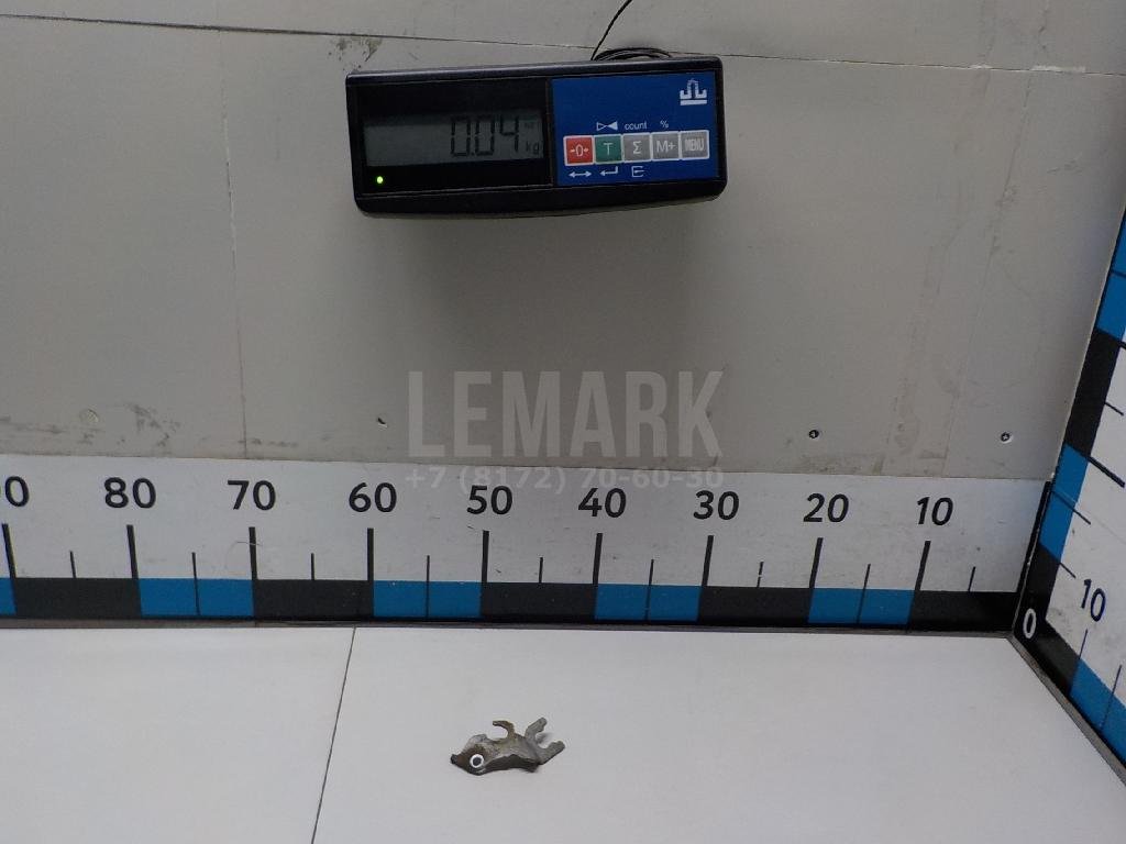 Крепление тормозного шланга