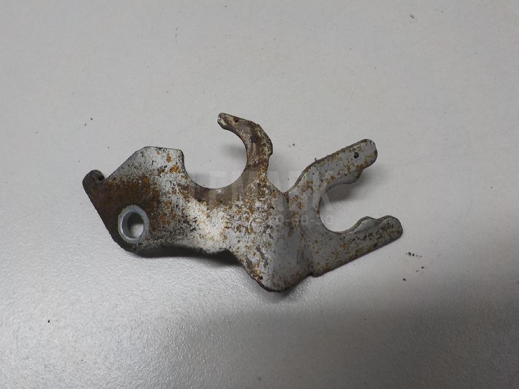 Крепление тормозного шланга