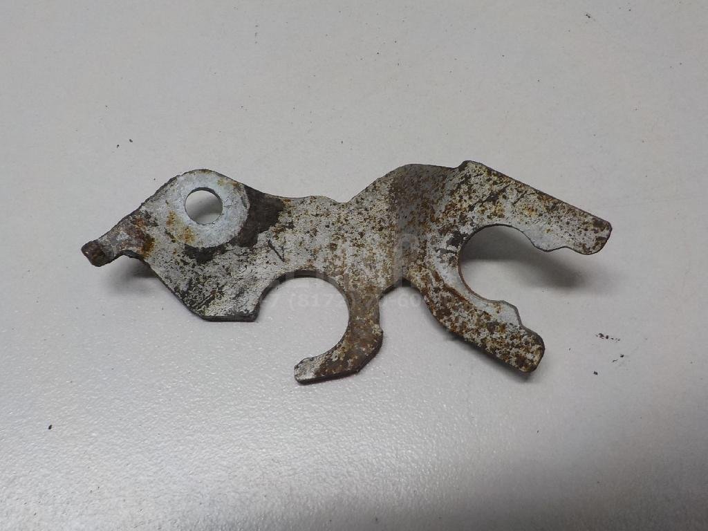 Крепление тормозного шланга