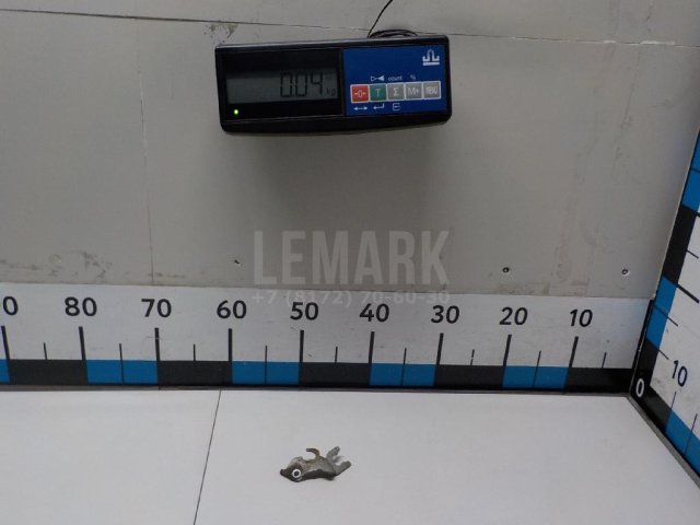 Крепление тормозного шланга