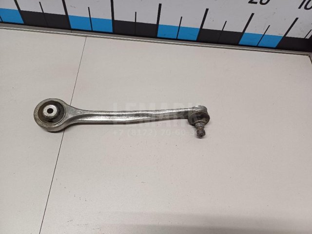 Рычаг передний верхний правый передний