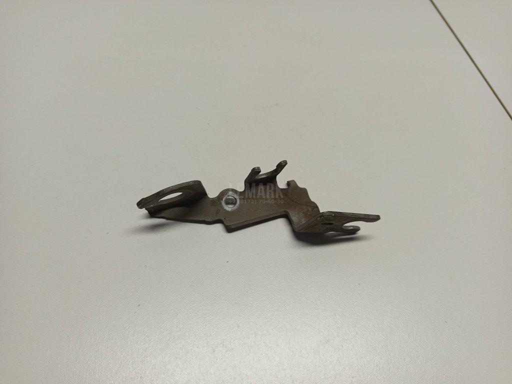 Крепление тормозного шланга