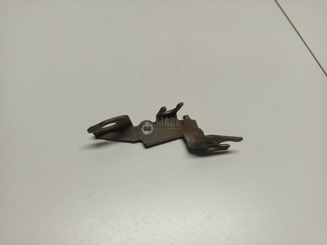 Крепление тормозного шланга