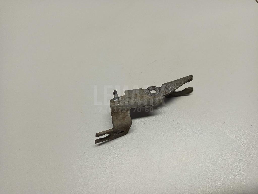 Крепление тормозного шланга