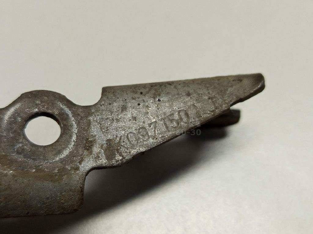 Крепление тормозного шланга