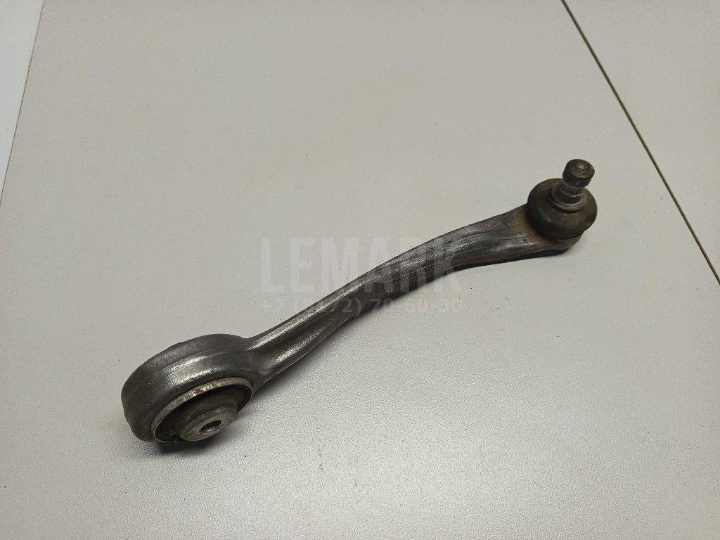 Рычаг передний верхний правый задний
