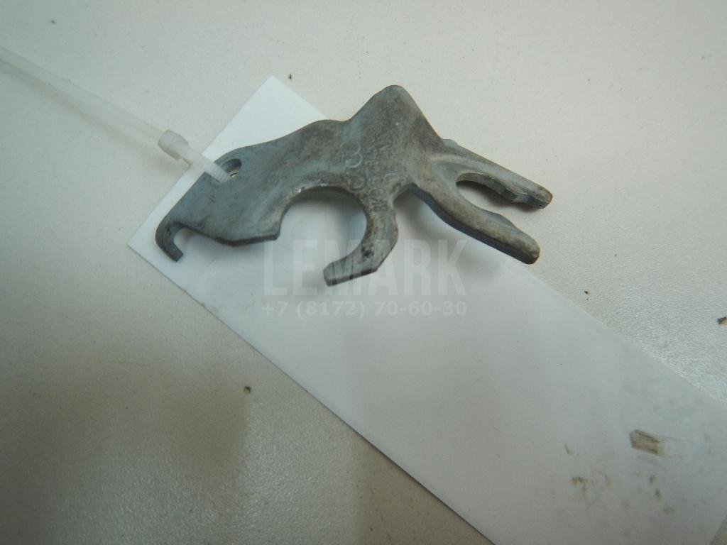 Крепление тормозного шланга