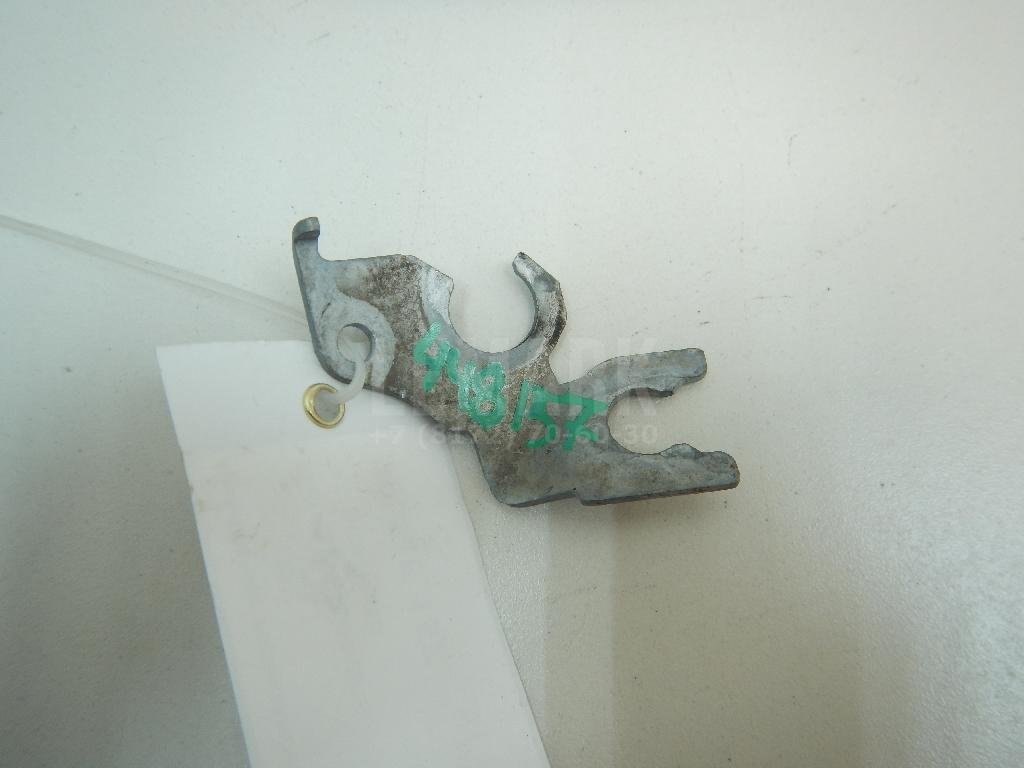 Крепление тормозного шланга