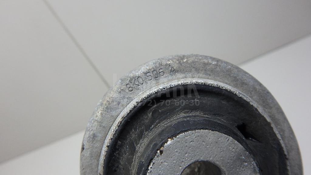 Рычаг передний верхний правый передний