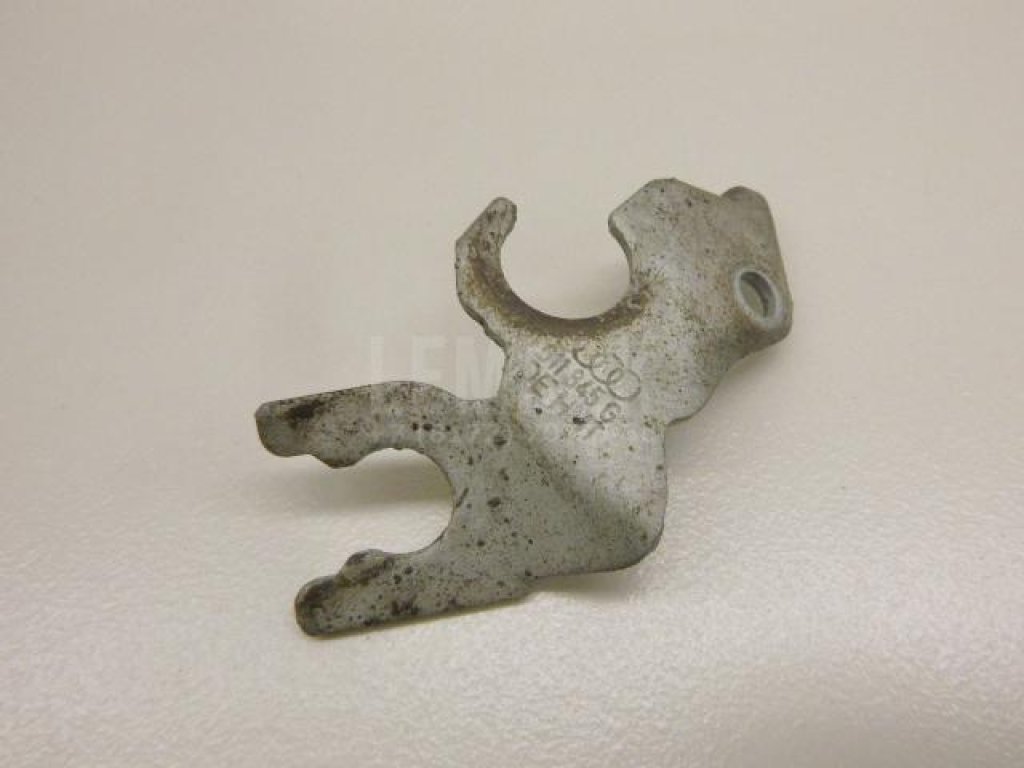 Крепление тормозного шланга