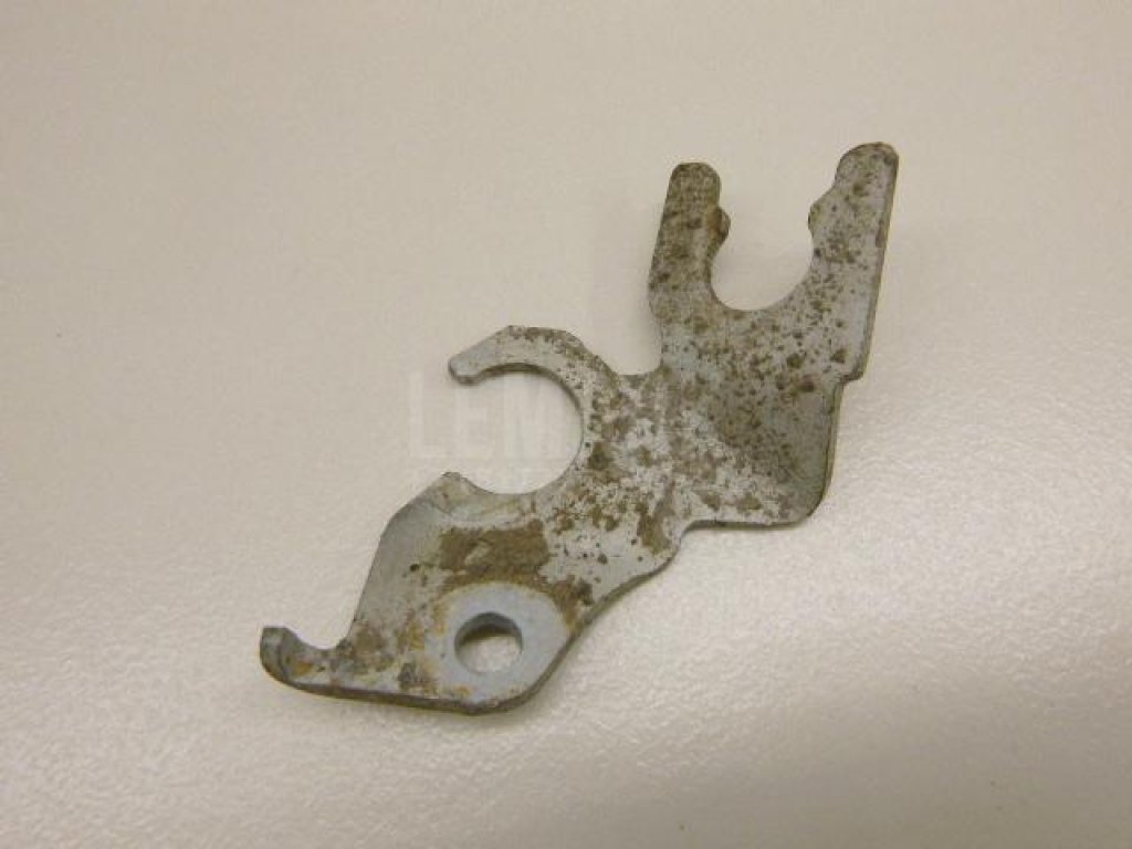 Крепление тормозного шланга