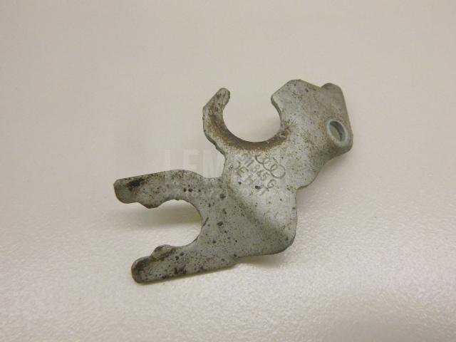 Крепление тормозного шланга