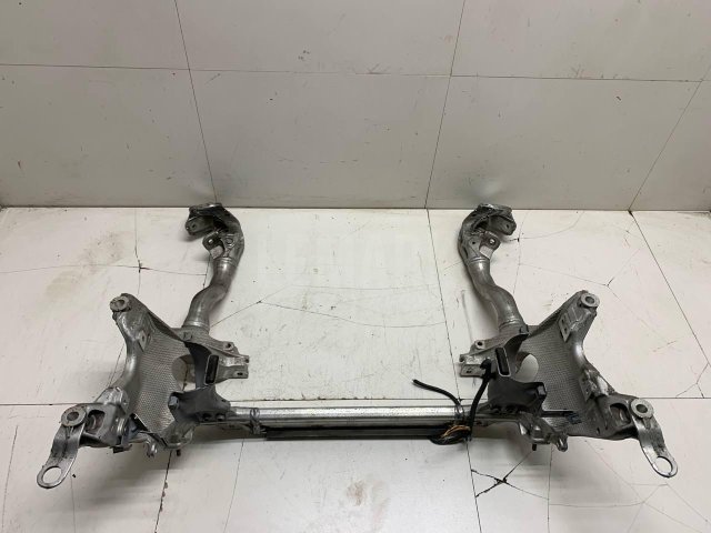 Балка подмоторная