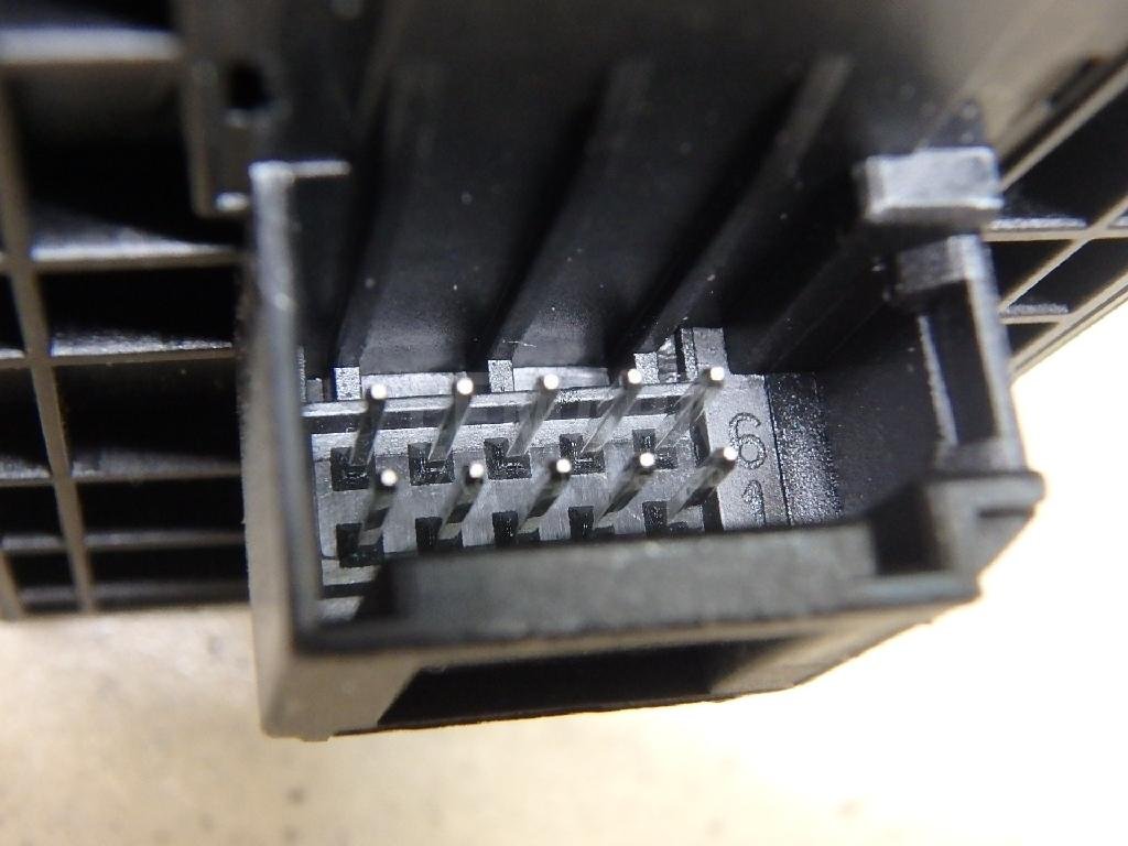 Блок управления стеклоподъемниками