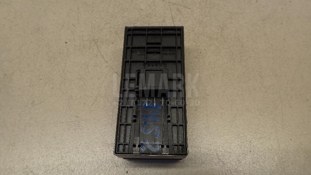 Блок управления стеклоподъемниками