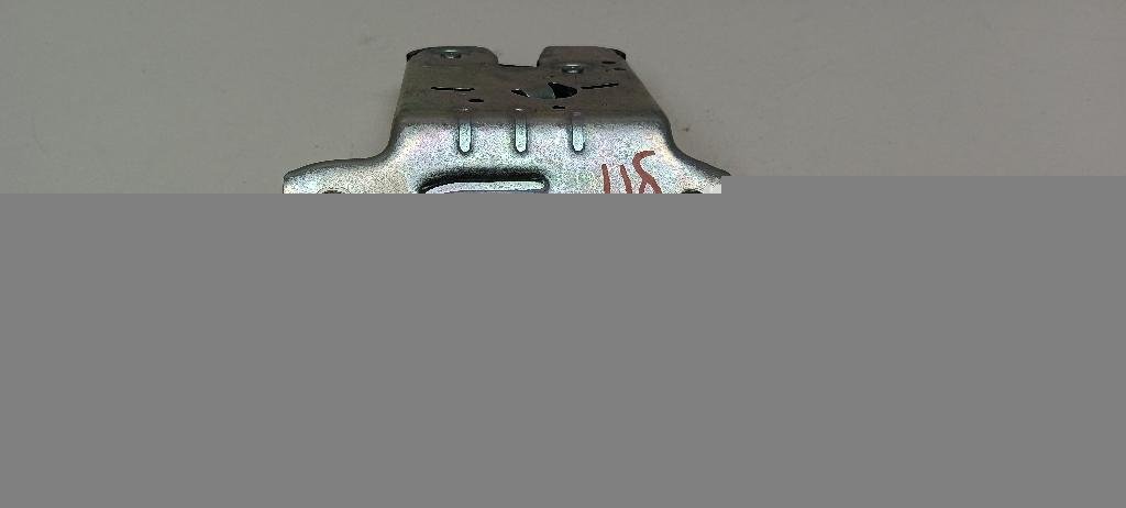 Замок багажника