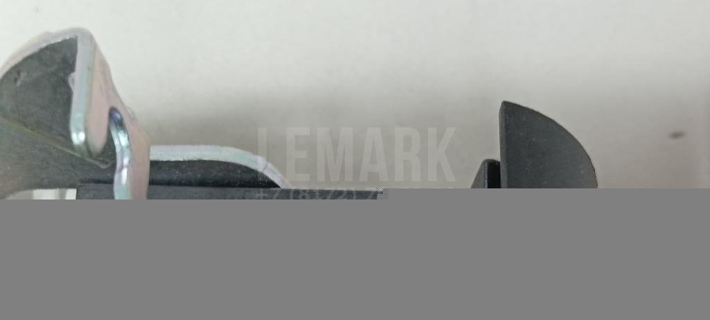 Замок багажника