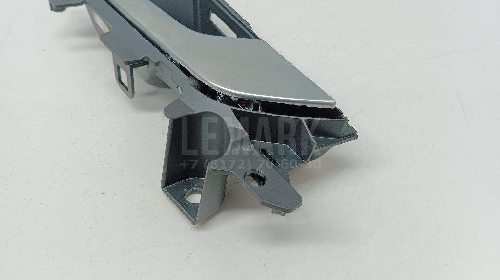 Ручка двери внутренняя правая