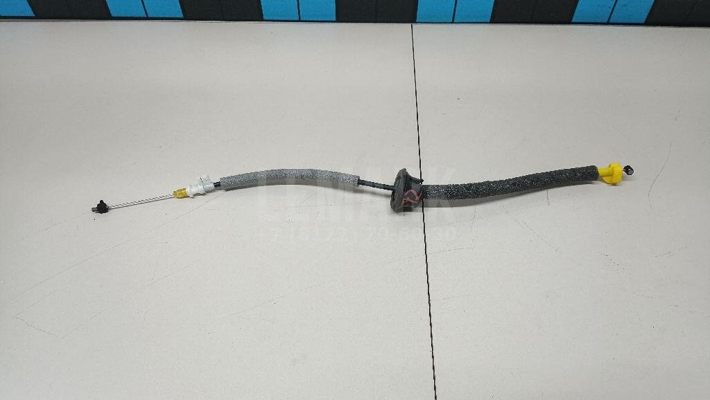 Трос открывания задней двери