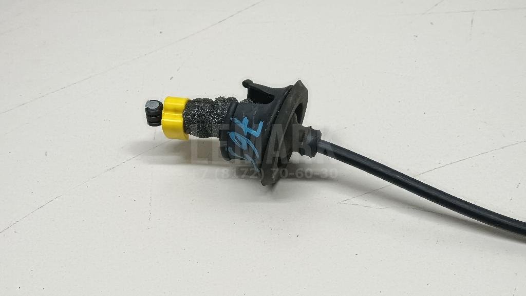 Трос открывания задней двери