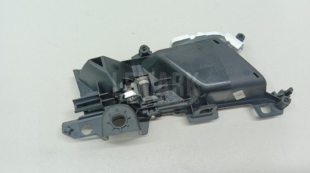 Ручка двери внутренняя правая