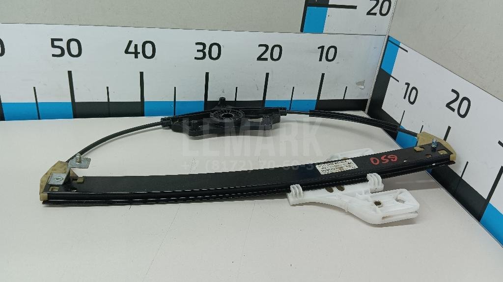 Стеклоподъемник электр. задний правый