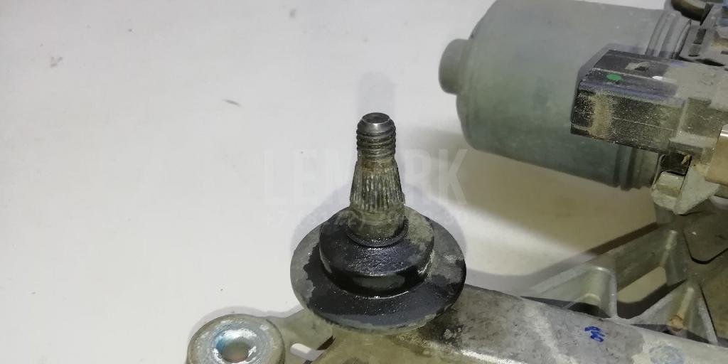 Трапеция стеклоочистителей