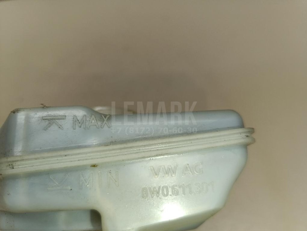 Бачок главного тормозного цилиндра