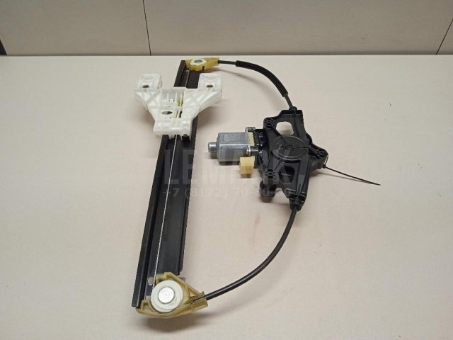 Стеклоподъемник электр. задний правый