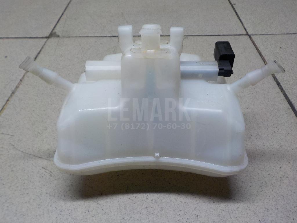 Бачок главного тормозного цилиндра