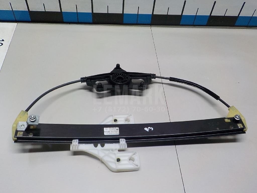 Стеклоподъемник электр. задний правый