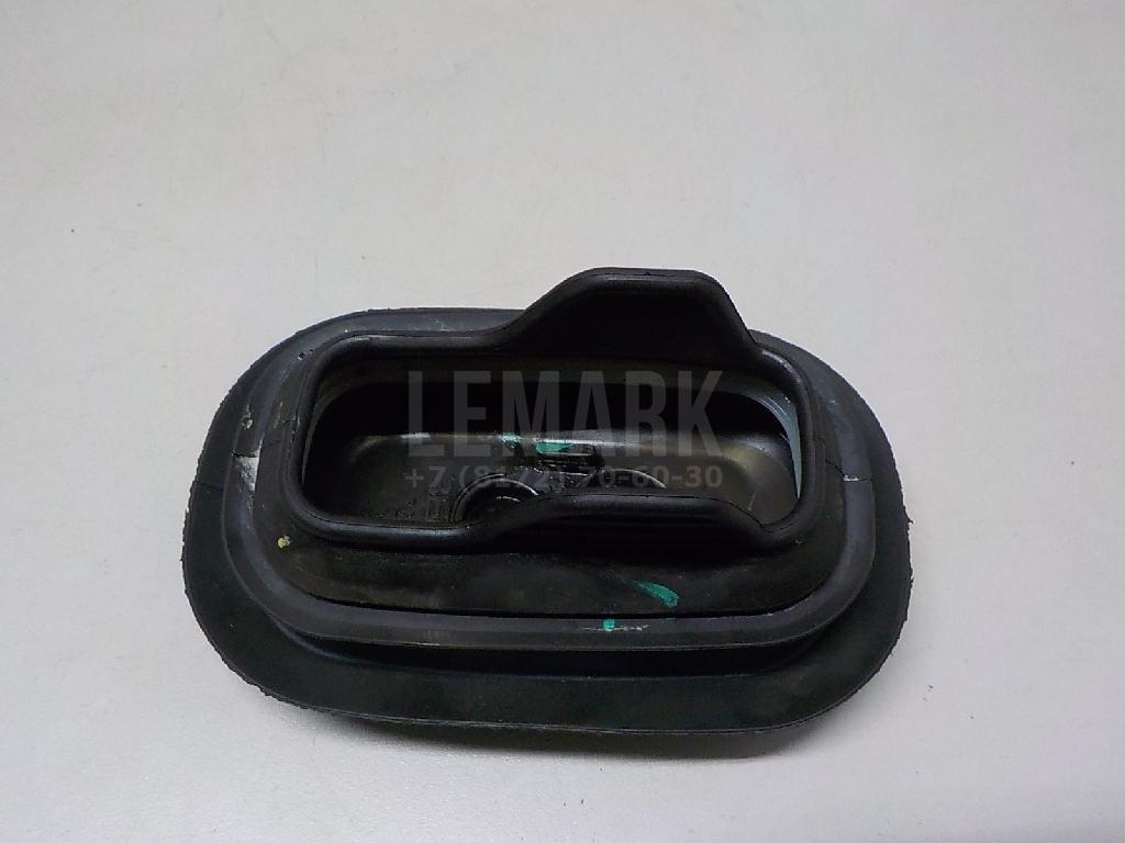 Уплотнитель (внутри) для  Audi A4 [B5] 1994-2001